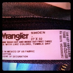 Young men's slim Wranglers size 27 x 32.